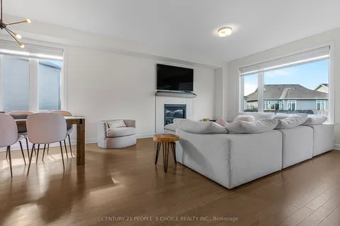 822 Sendero Way, ON K2S 2W8