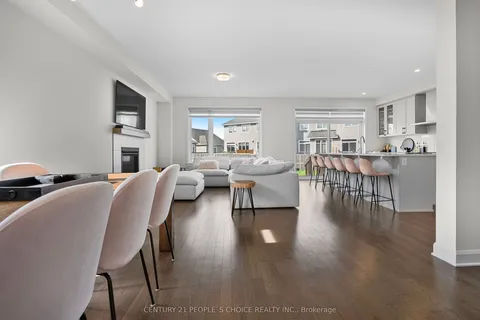 822 Sendero Way, ON K2S 2W8