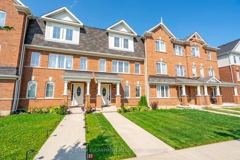 230 Avonsyde Boulevard, ON L8B 1T9