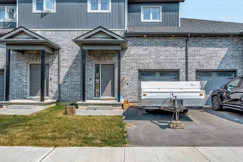 72 Markland Avenue, ON K0K 2T0
