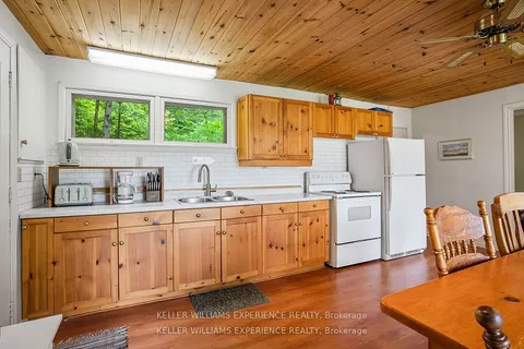 1049 ELSIE BAY Road, ON K0M 2K0
