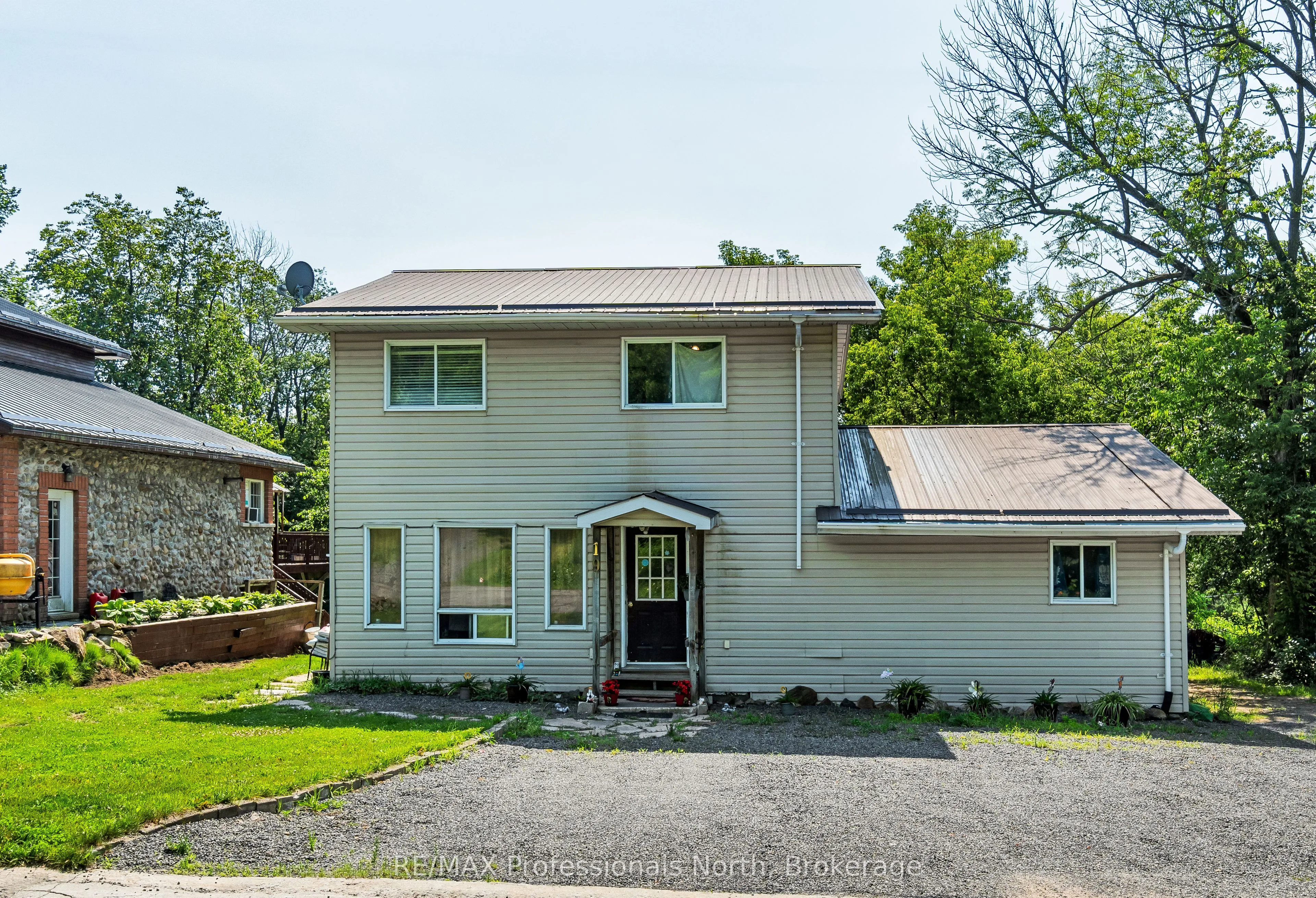 19 Henry Street, ON P1H 1V5