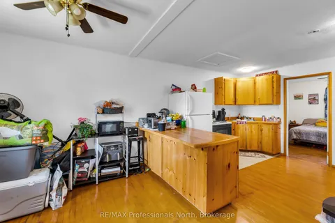 19 Henry Street, ON P1H 1V5