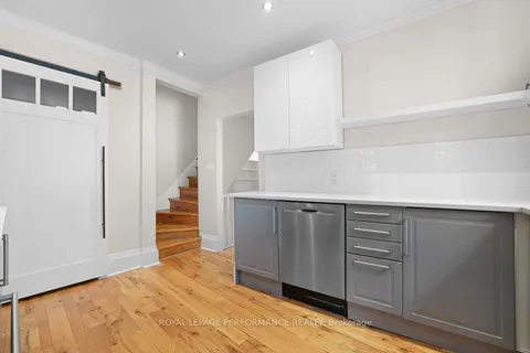 17 Rupert Street, ON K1S 3S2