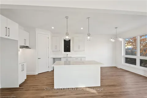 2 WELCH Court, ON N5R 0M1