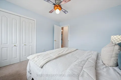 606 EASTBRIDGE Boulevard, ON N2K 4H4