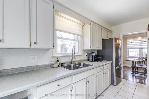 44 Windsor Road, ON L2N 3A3