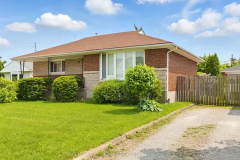 42 Bloomfield Avenue, ON L2P 1X3