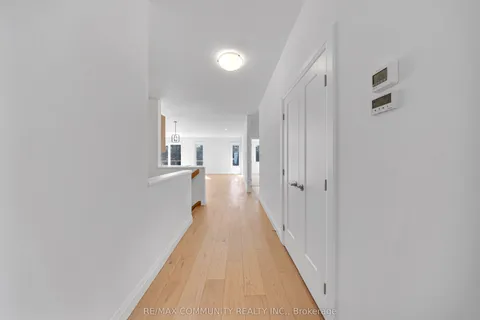 14 Alexander Circle, ON N7G 0B4