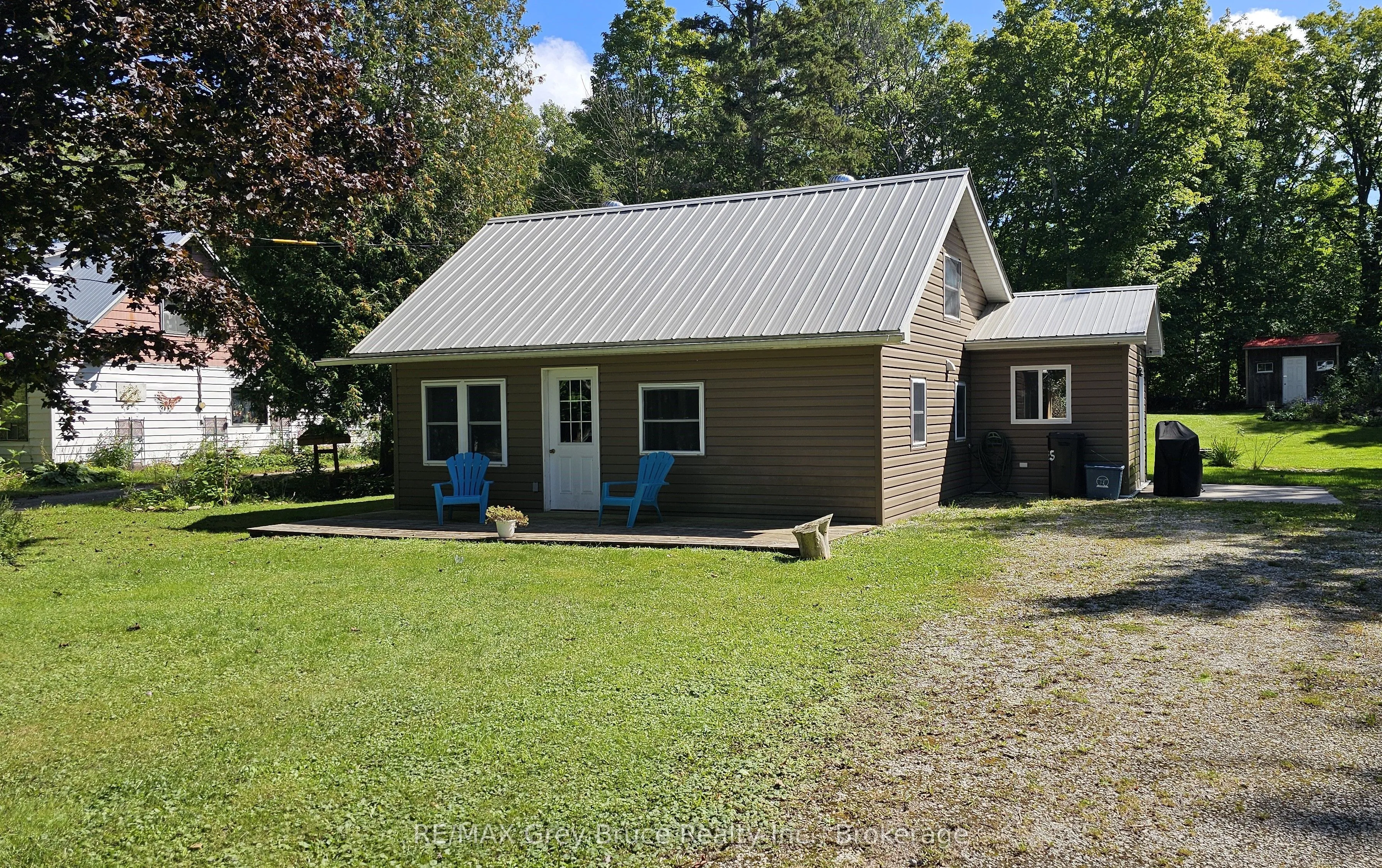 549 Stokes Bay Road, ON N0H 1W0