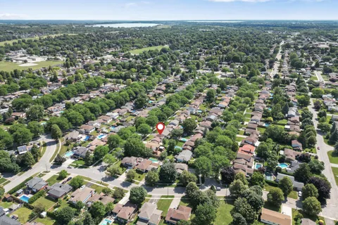 6949 Brian Crescent, ON L2J 3P5