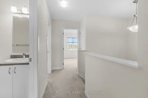 958 Athenry Court, ON K2J 7E1