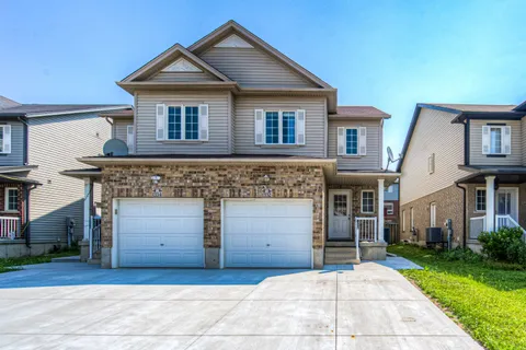 1332 Countrystone Drive, ON N2N 3R9