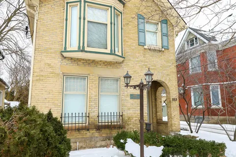 552 Adelaide Street, ON N6B 3J5