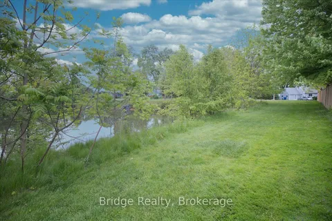 35 Greenfield Lane, ON N7L 5N4