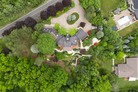 2721 Decew Road, ON L2R 6P7