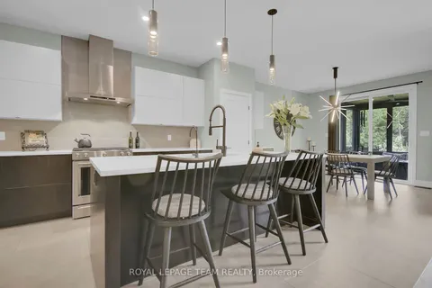 295 Ridgemont Drive, ON K0A 1B0