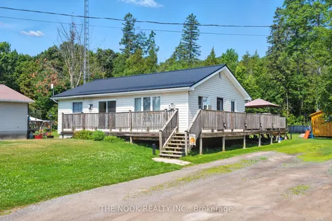 104 Peepy Horn Road, ON K0K 2M0