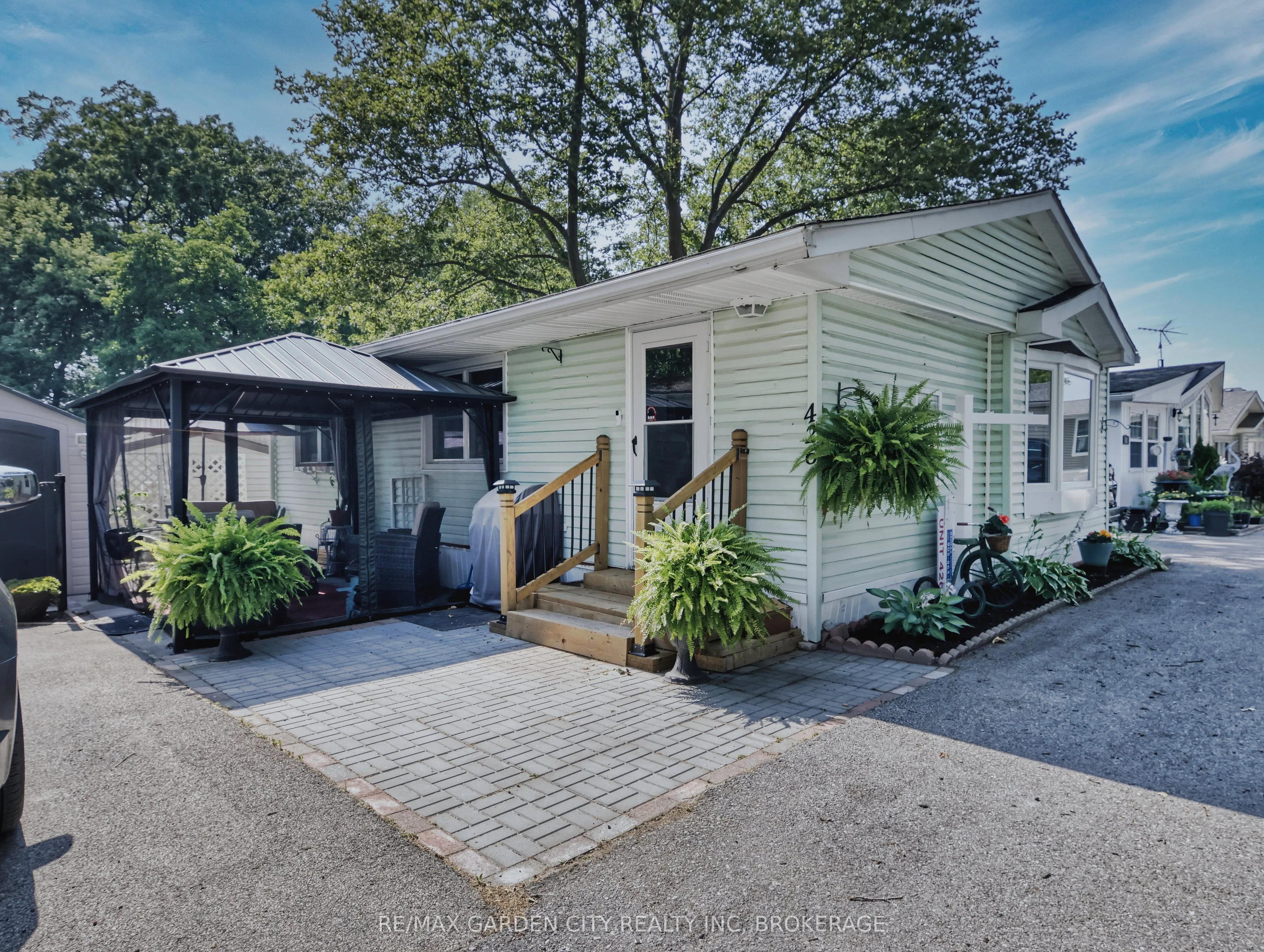 23 Four Mile Creek Road, ON L0S 1J1