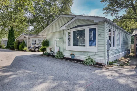 23 Four Mile Creek Road, ON L0S 1J1