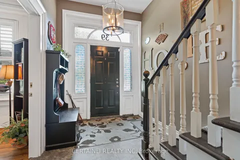 39 William Street, ON N5R 3H1