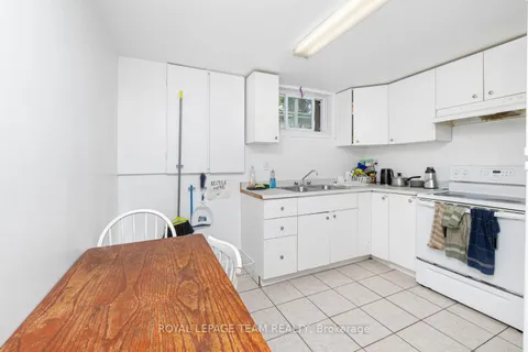 467-469 Braydon Avenue, ON K1G 0W7