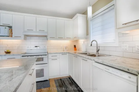 10 Auburn Drive, ON N5R 0K2