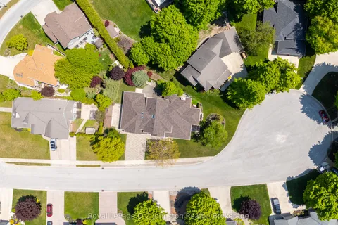 830 Mill Ridge Court, ON N0H 2C4