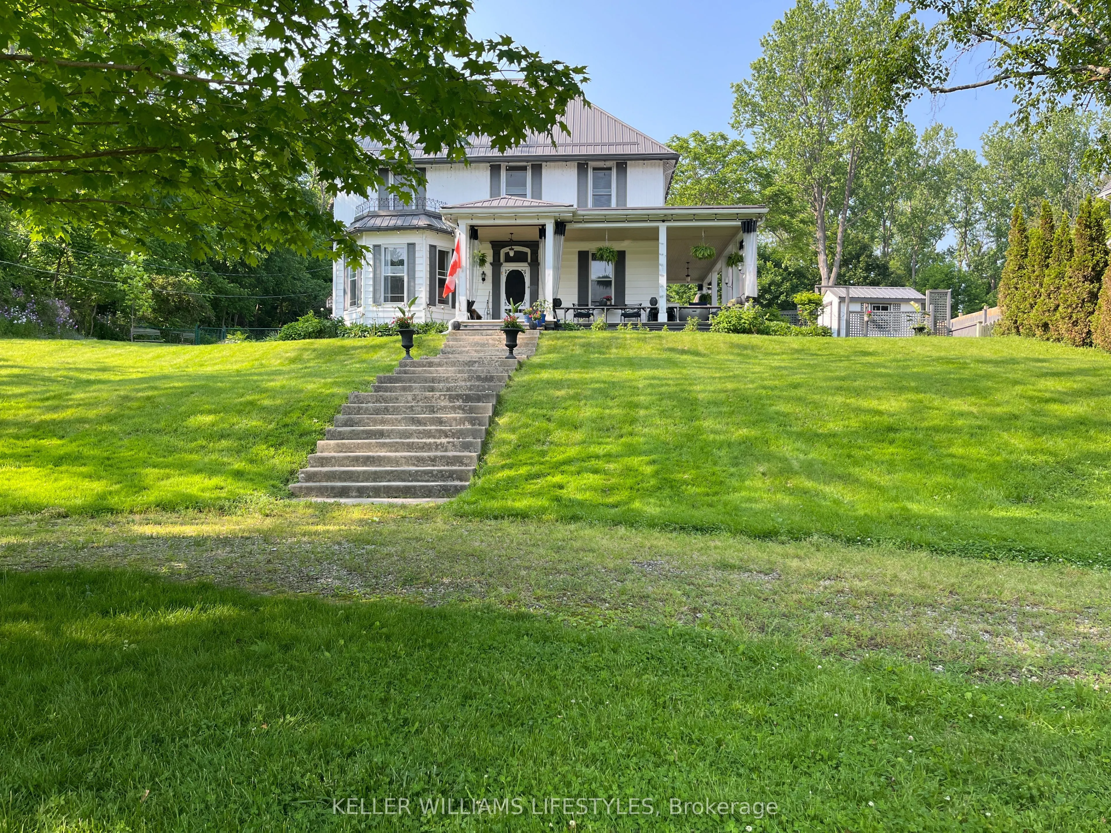 337 George Street, ON N5L 1C5