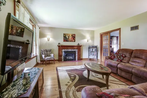 101 Division Street, ON L3K 3B5