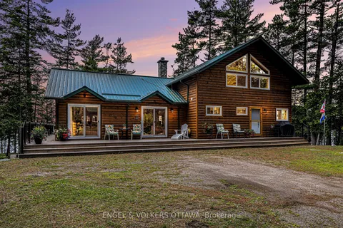 631 Golden Lyn Way, ON K0J 1X0