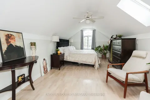 624 SIMCOE Street, ON L0S 1J0