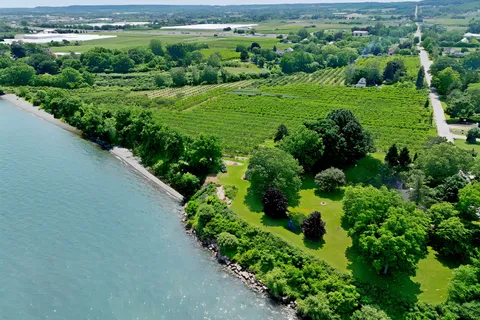 4916 Thirty Road, ON L3J 1W2