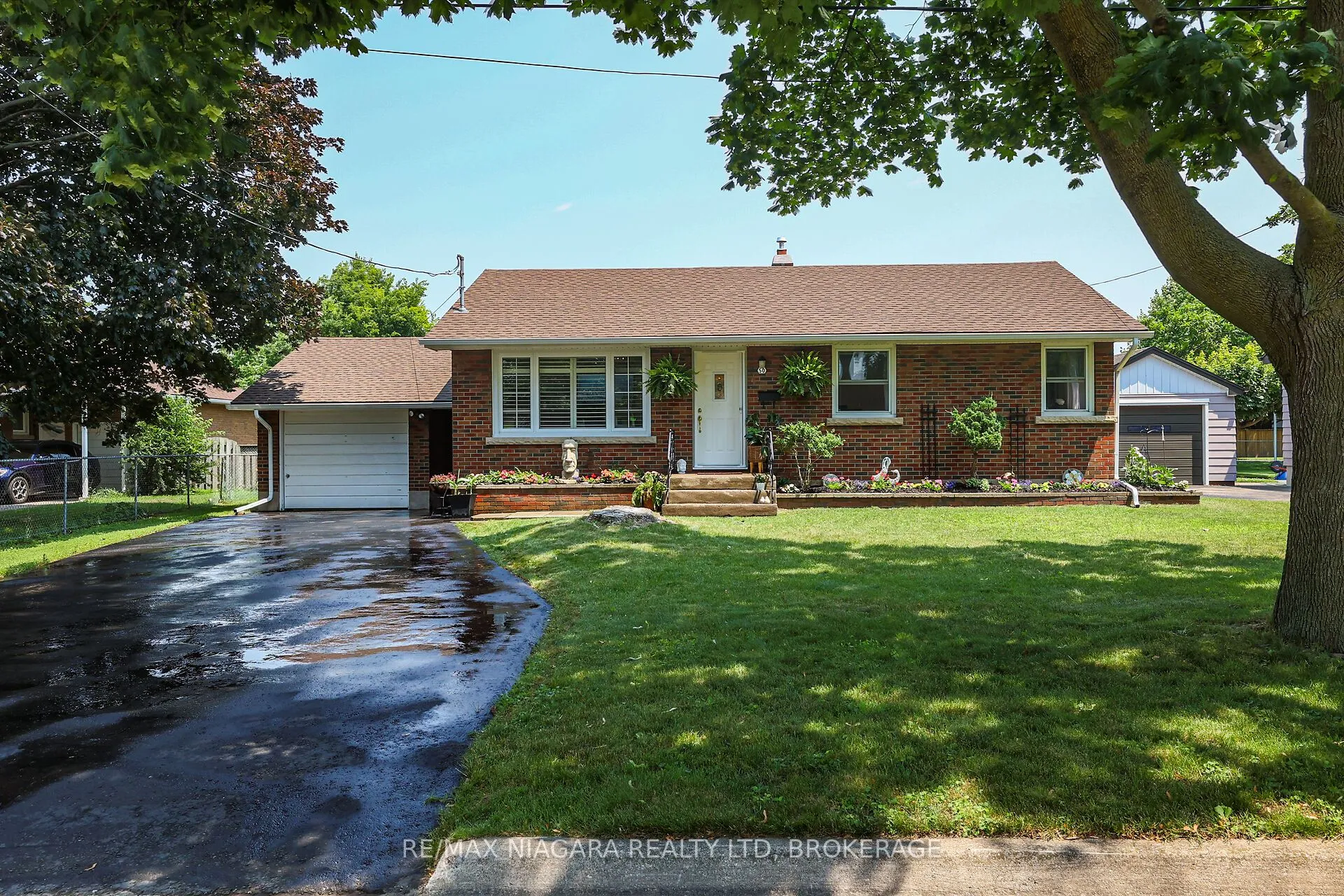 50 Woodelm Drive, ON L2M 4N3