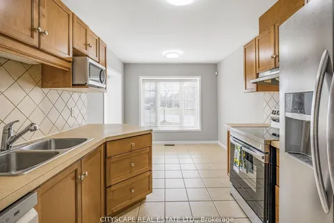 90 Magnolia Crescent, ON L3M 5R4