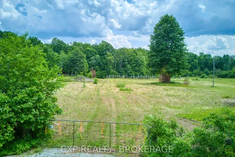 2260 FIFTH LAKE Road, ON K0H 2K0