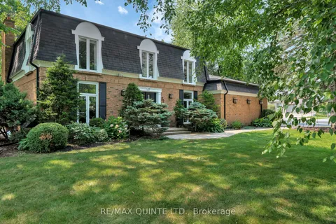 22 Forest Hill Crescent, ON K8N 4M5