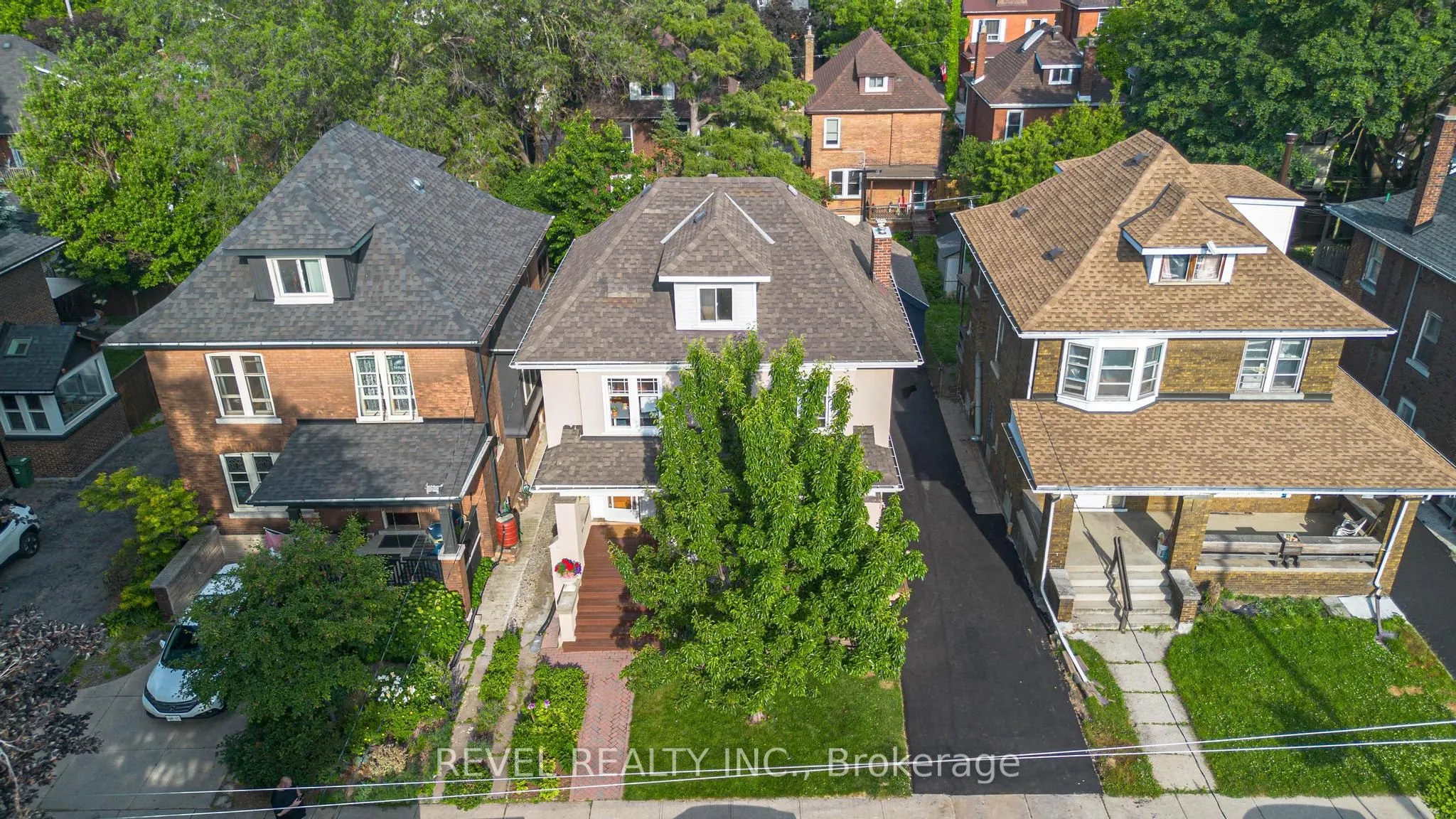 37 Burris Street, ON L8M 2J1