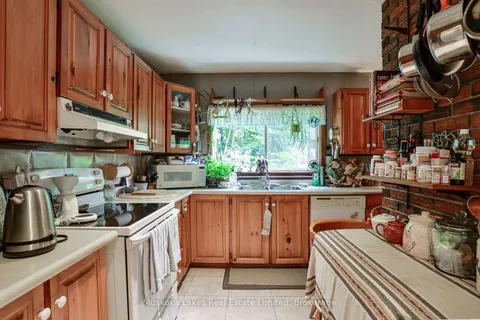 2065 Peninsula Road, ON P0B 1G0