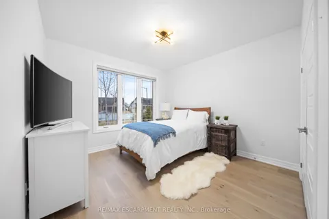 23 Whitcombe Way, ON N0B 2C0