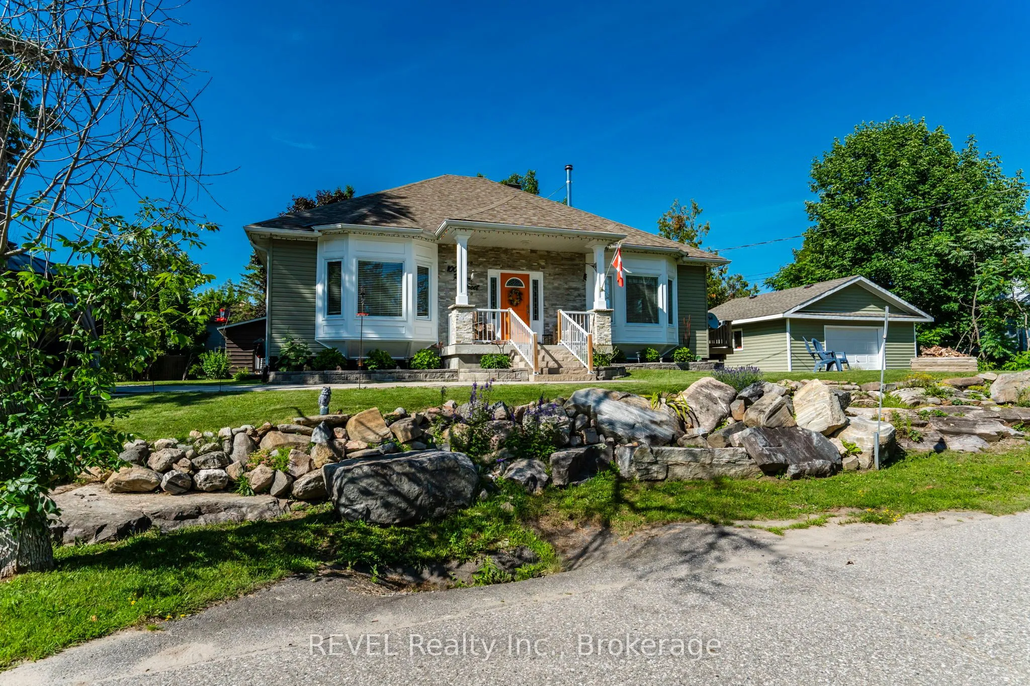 1006 River Street, ON P0C 1A0