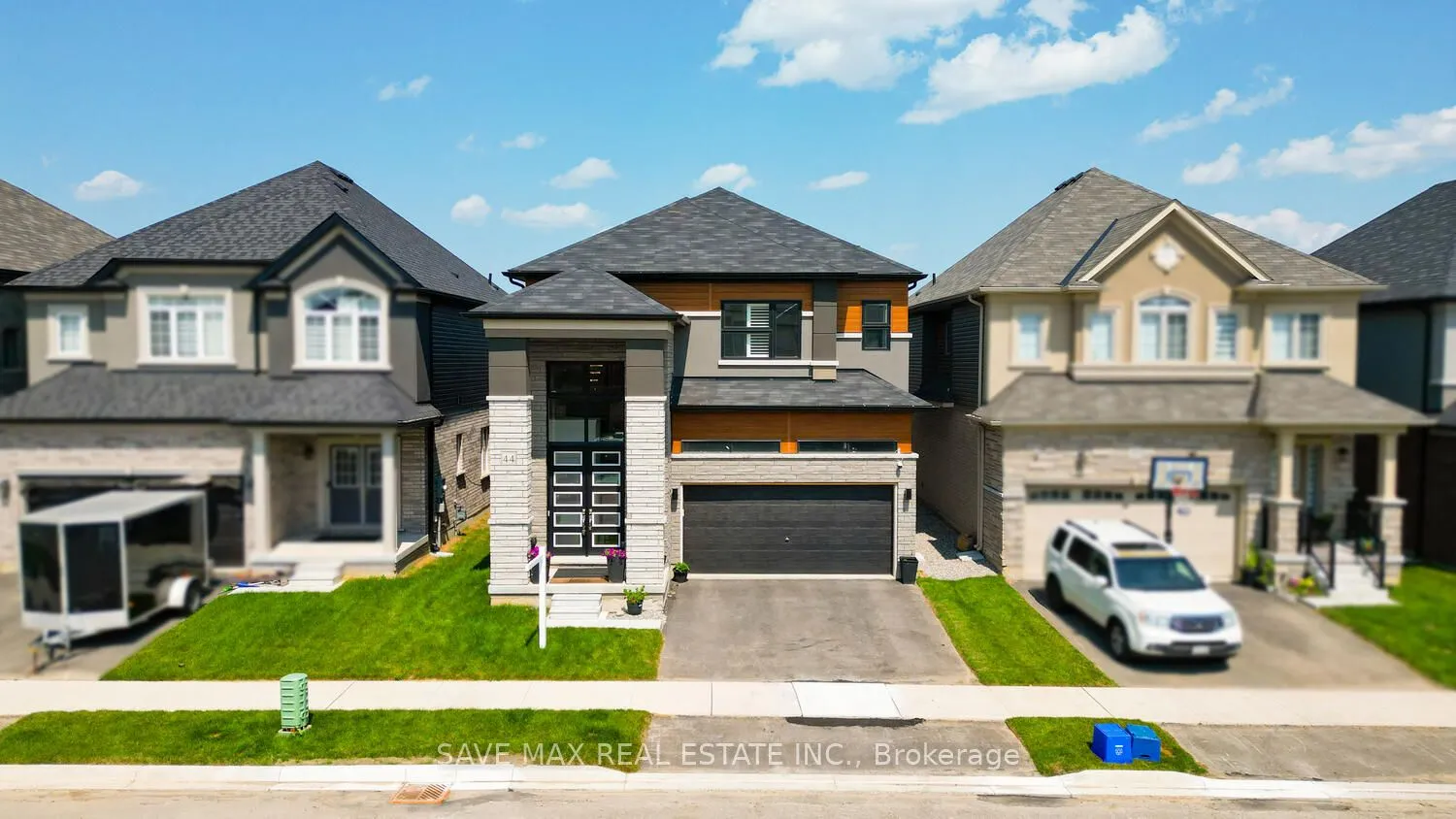 44 Wakeling Drive, ON N3V 0B5