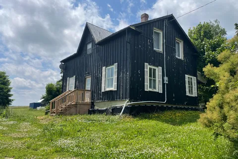 828254 Mulmur Nottawasaga Townline, ON L9V 0Y7