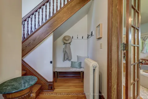 136 King Street, ON N0P 1T0