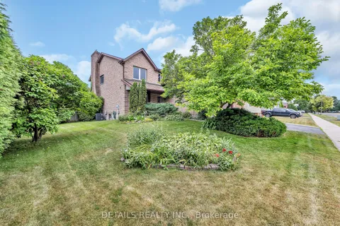 1020 Ambleside Crescent, ON K7P 2B3