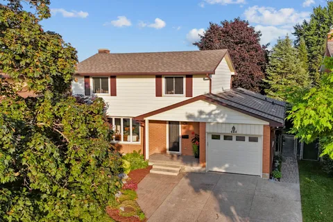 444 College Avenue, ON N1G 1T4