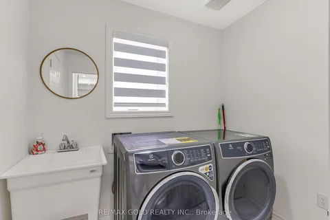 1615 Marina Drive, ON L2A 5P2