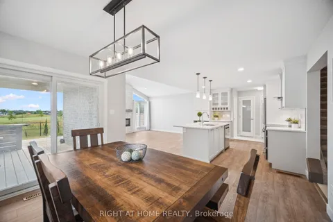 24 Oakmont Street, ON N5R 0G3