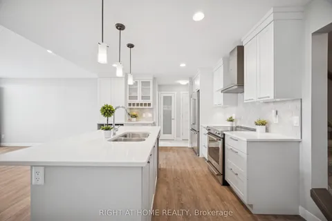 24 Oakmont Street, ON N5R 0G3