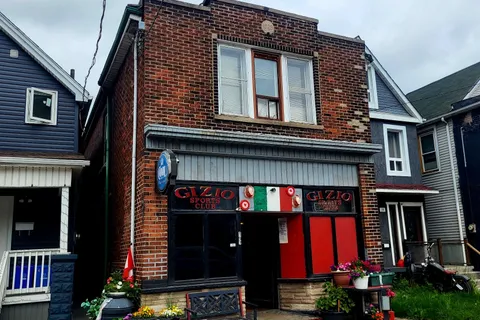 197 Sherman Avenue, ON L8L 6M8